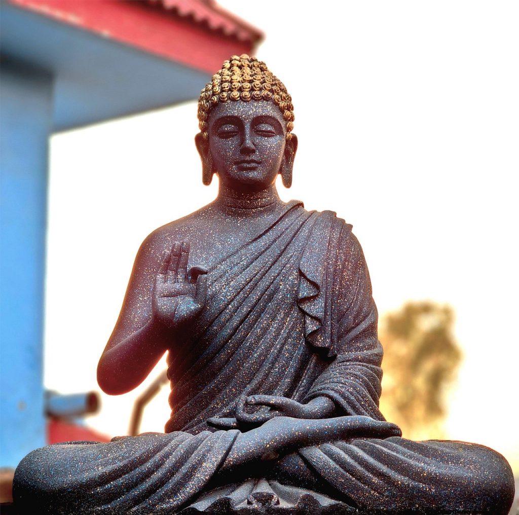 A picture of a buddha rupa